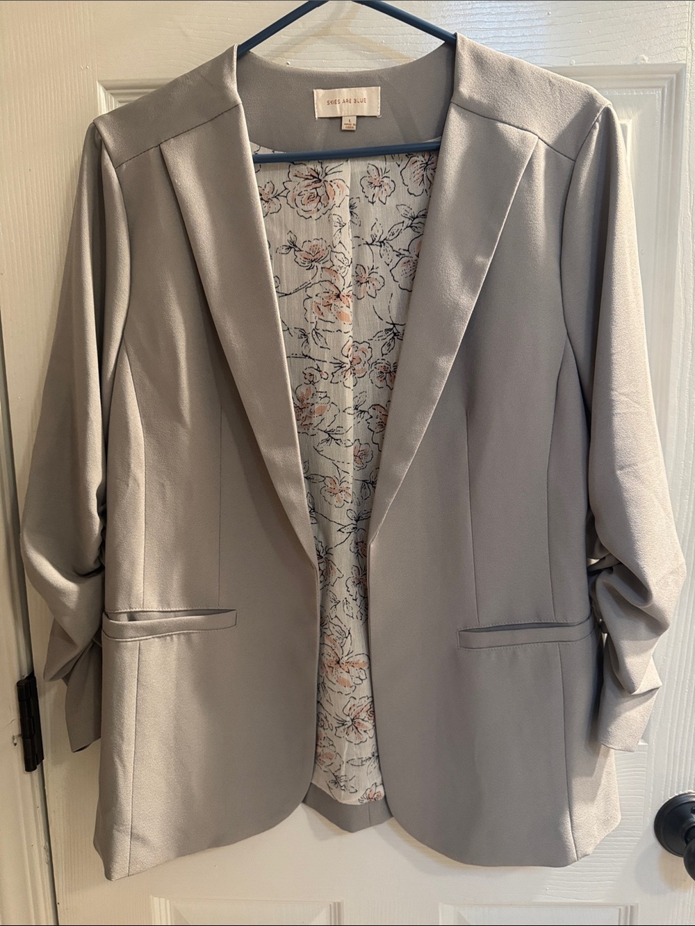 CeCe Light Taupe Open-Front Blazer with Floral Lining